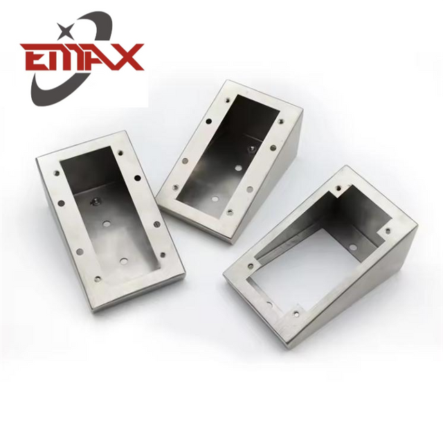 Servizi di piegatura per stampaggio di prototipi di prodotti personalizzati per la piegatura della lamiera