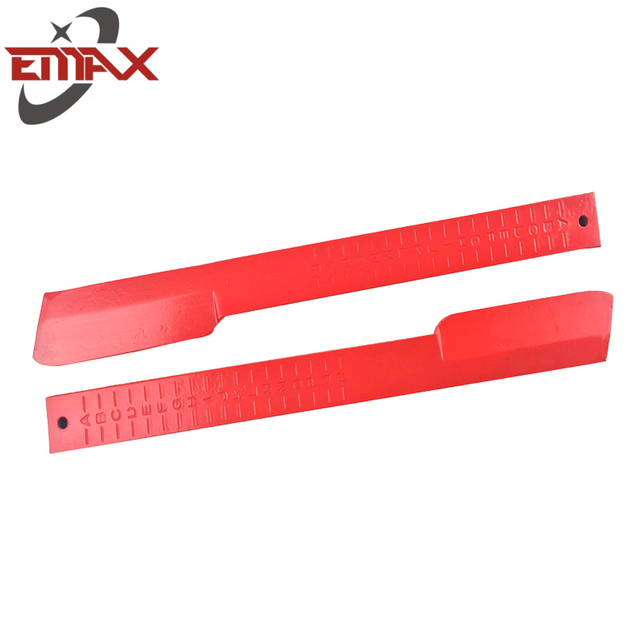 ትክክለኝነት የሣር ክዳን እንክብካቤ ተጓዳኝ፡ በፊደል ደረጃ የተስተካከሉ ክፍሎች ከመለኪያ ምልክቶች ጋር