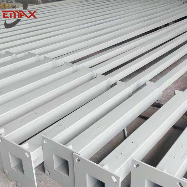 Polo di comunicazione hardware dell'utilit&agrave; di alimentazione Polo del telegrafo