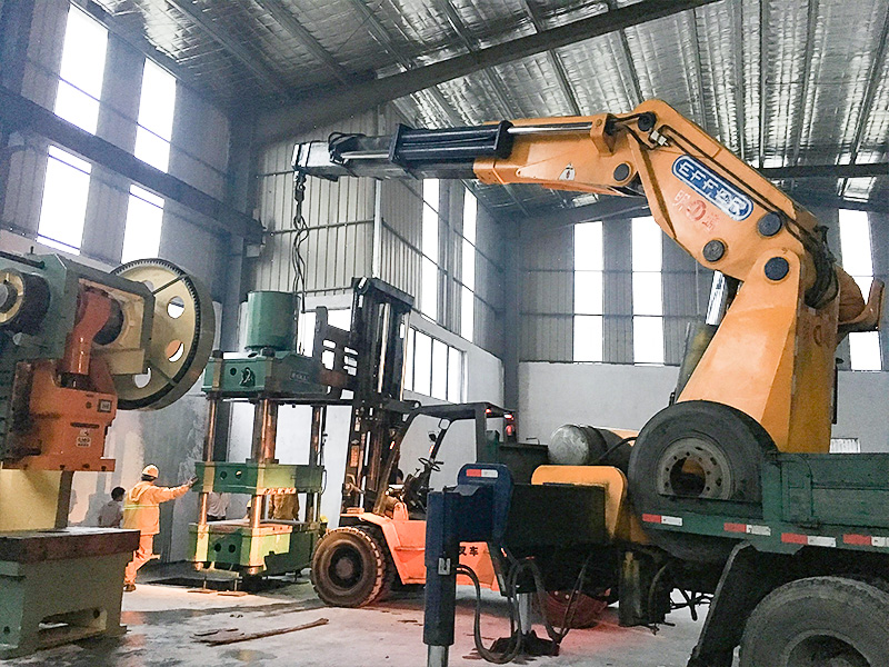 Будь осторожен! Эти незаметные аксессуары для дверной и оконной фурнитуры на самом деле очень важны!