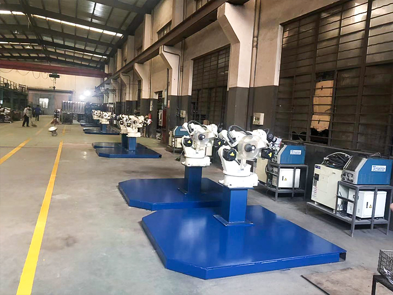 Как выбрать фурнитуру при декорировании? Насколько важны аппаратные аксессуары?